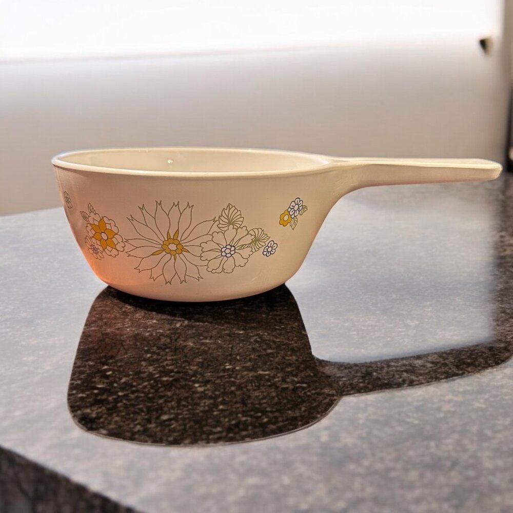 Corningware Floral Bouquet Menuette Saucepan P-82-B